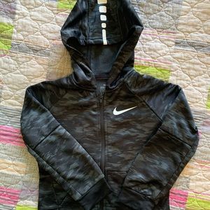 Nike Therma dri-fit toddler hoodie